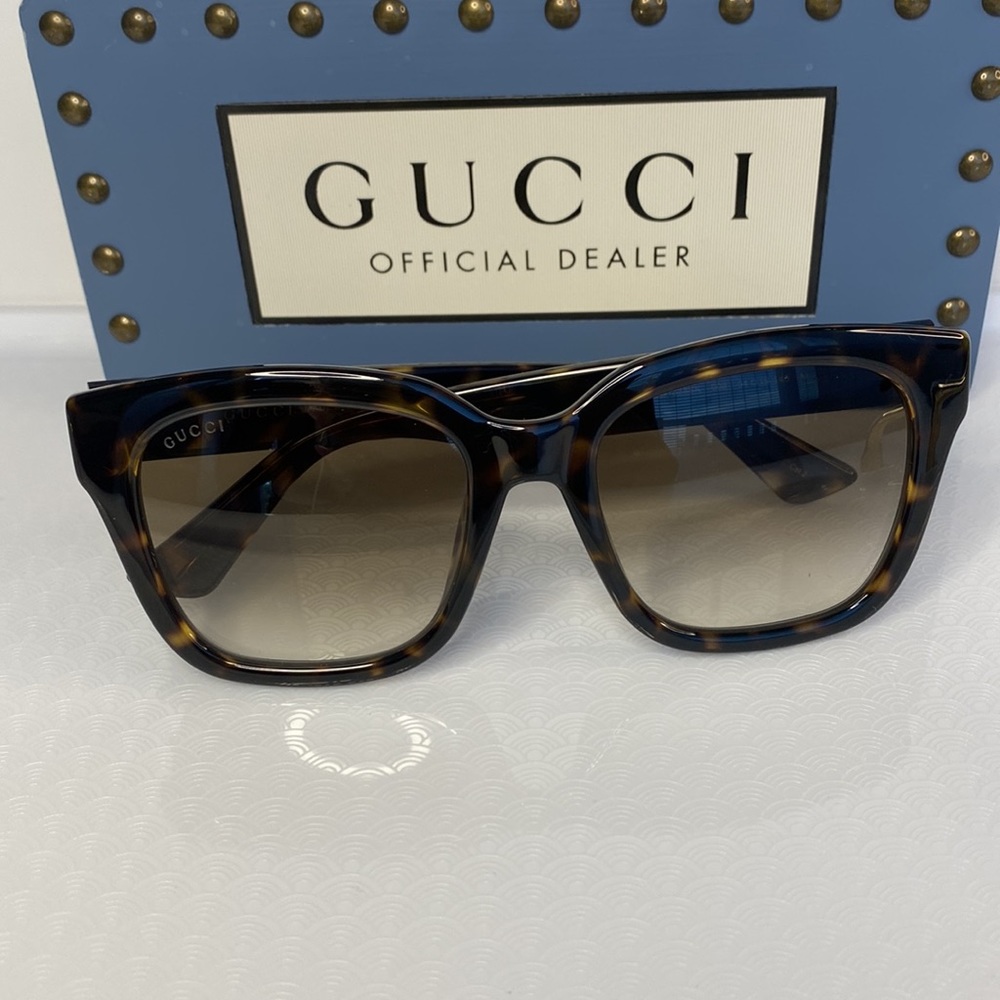 New🔥🔥 - GUCCI GG1338SK THICK RIM SUNGLASSES IN BROWN - Picture 11 of 16